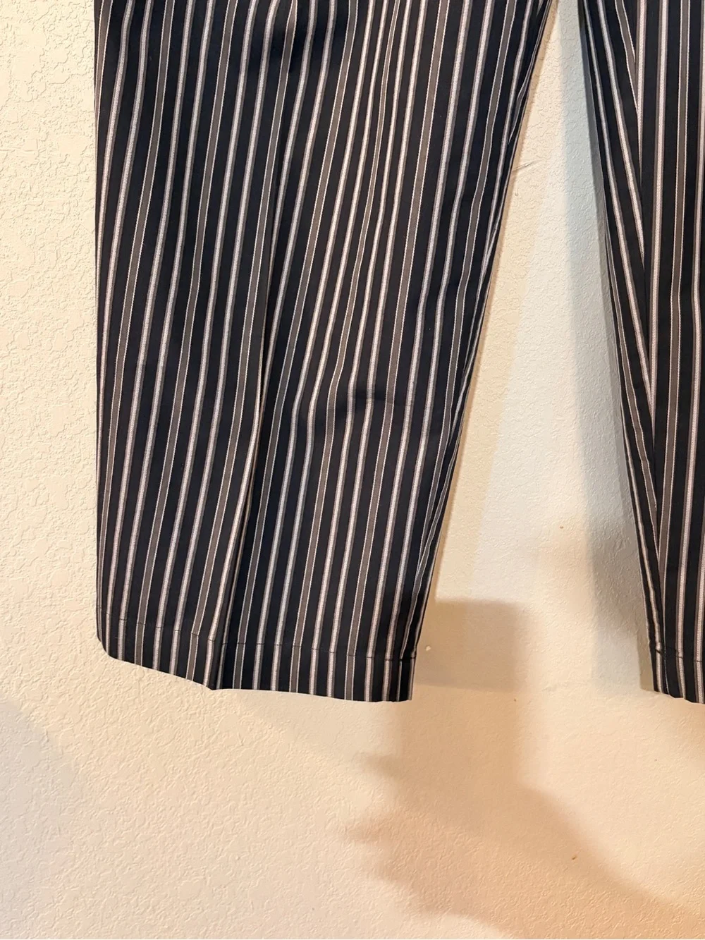 Cotton Murano Long Sleeve Pajama Two Piece Set size Medium Black Gray Stripe